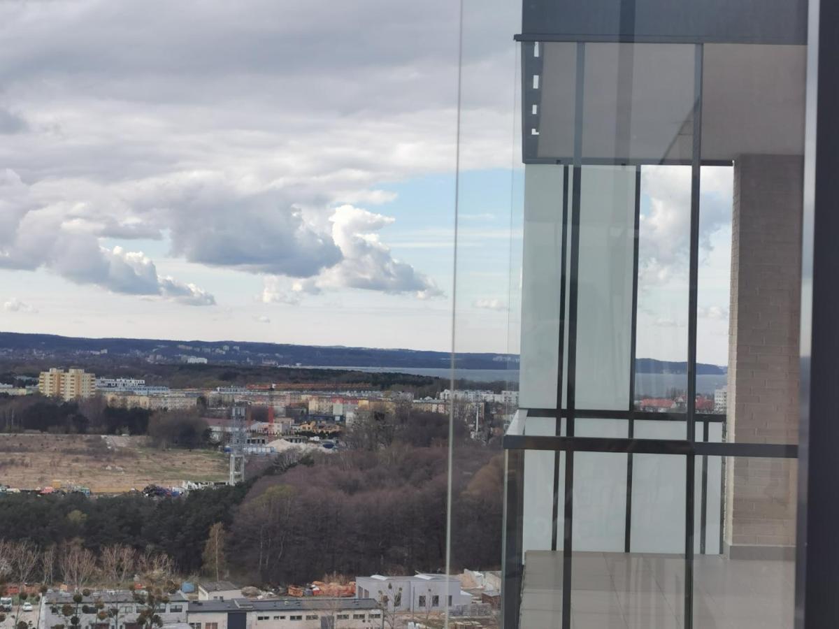 Apartament Przy Bursztynowym Stadionie グダニスク エクステリア 写真