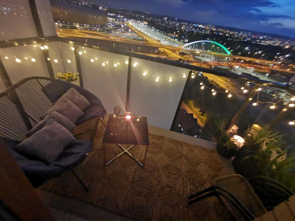 Apartament Przy Bursztynowym Stadionie グダニスク エクステリア 写真