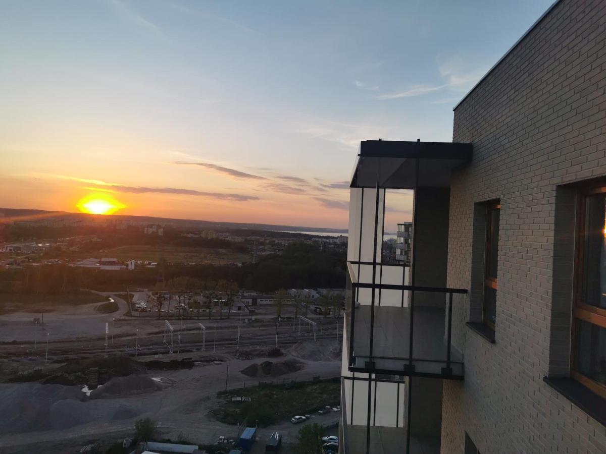 Apartament Przy Bursztynowym Stadionie グダニスク エクステリア 写真