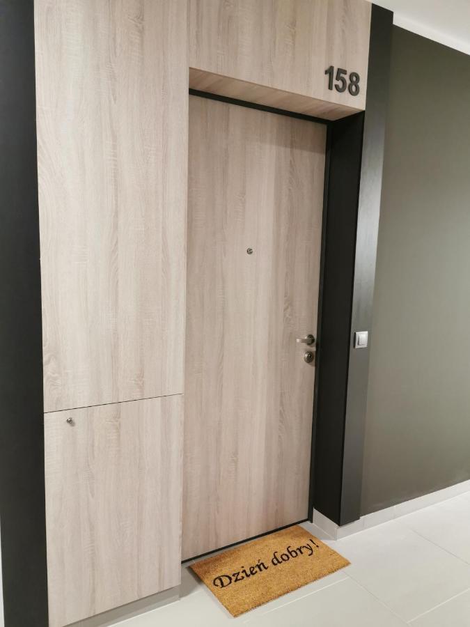 Apartament Przy Bursztynowym Stadionie グダニスク エクステリア 写真