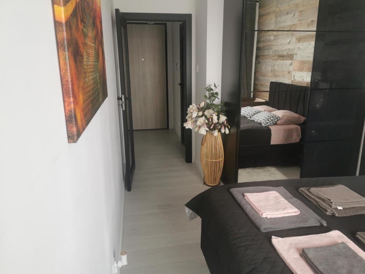 Apartament Przy Bursztynowym Stadionie グダニスク エクステリア 写真