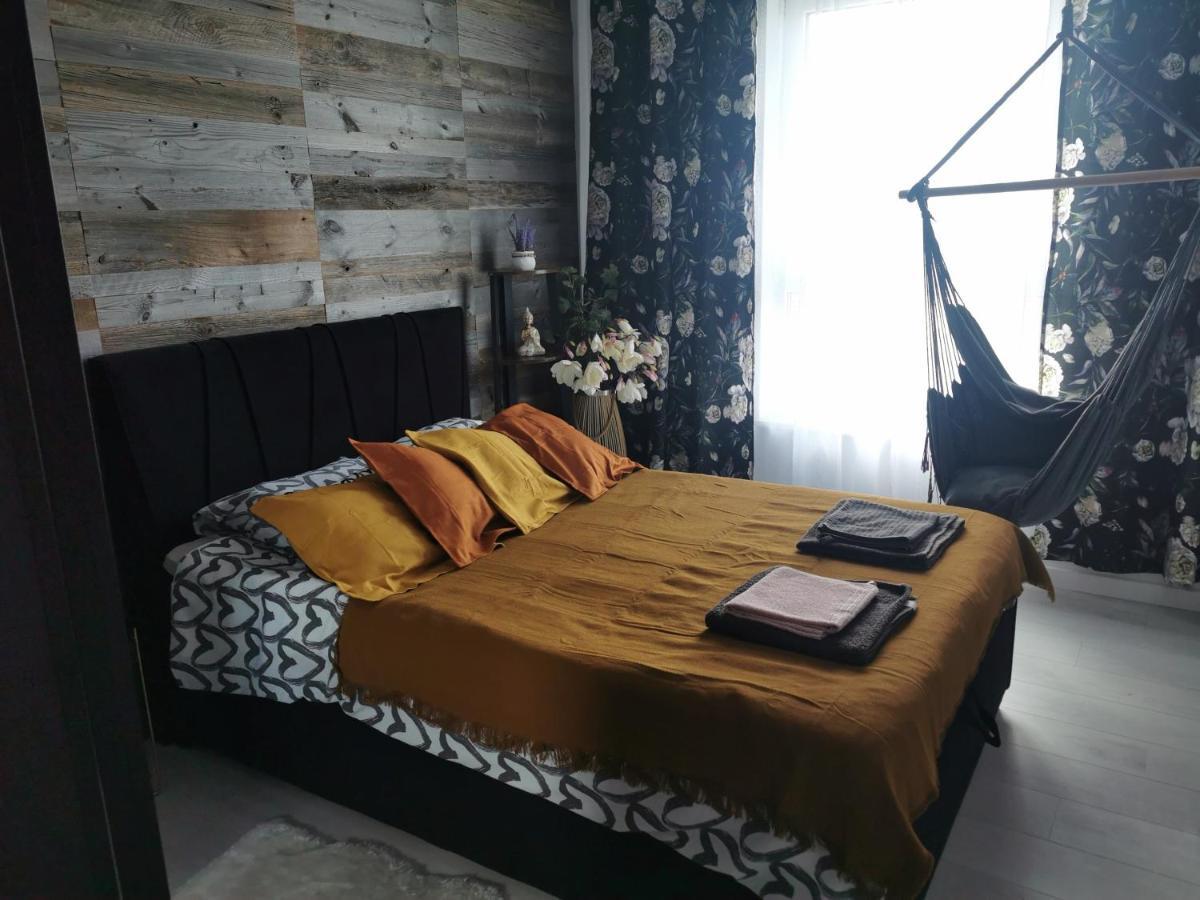 Apartament Przy Bursztynowym Stadionie グダニスク エクステリア 写真