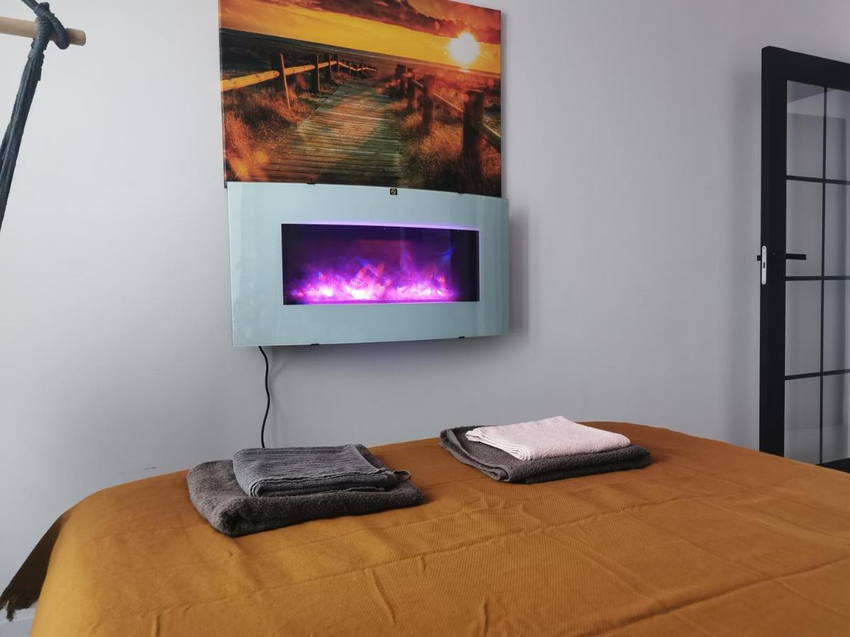 Apartament Przy Bursztynowym Stadionie グダニスク エクステリア 写真